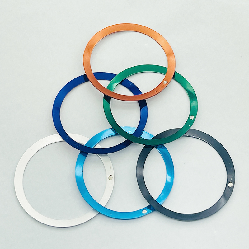 36.5mm Curved Aluminum Watch b - مراجعة Reel Case وسعره